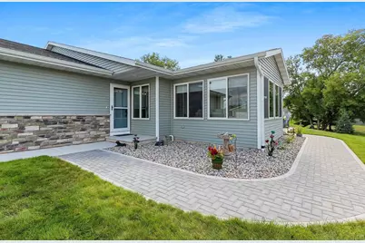 1642 Balsam Court, Shawano, WI 54166 - Photo 3