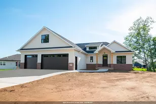 3224 Eclipse Dr, Green Bay, WI 54311 - Photo 1