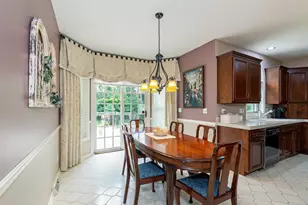 1055 Timber Run Dr, Neenah, WI 54956 - Photo 17