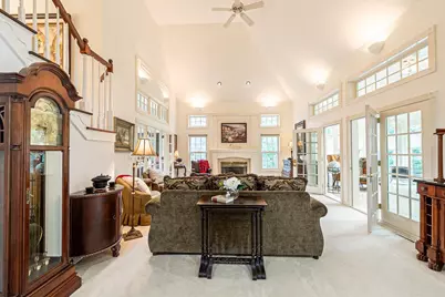 1055 Timber Run Drive, Neenah, WI 54956 - Photo 9