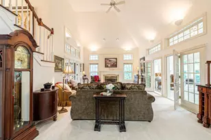 1055 Timber Run Dr, Neenah, WI 54956 - Photo 9