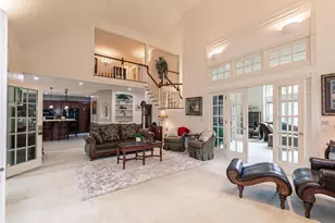 1055 Timber Run Dr, Neenah, WI 54956 - Photo 11