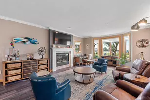 290 E Harbor View Dr, Fond du Lac, WI 54935 - Photo 3