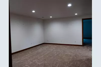 1655 Arnies Court, De Pere, WI 54115 - Photo 41