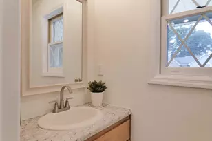 2031 Bradbury Ln, Green Bay, WI 54313 - Photo 21