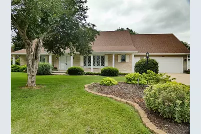 2031 Bradbury Lane, Green Bay, WI 54313 - Photo 1