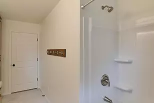 2031 Bradbury Ln, Green Bay, WI 54313 - Photo 27