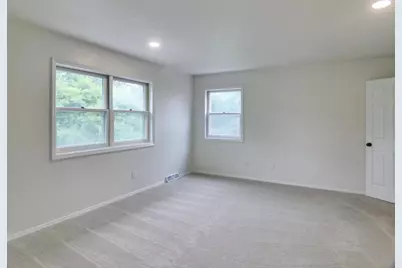 2031 Bradbury Lane, Green Bay, WI 54313 - Photo 29