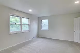 2031 Bradbury Ln, Green Bay, WI 54313 - Photo 29