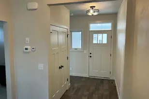 1633 Founders St, Neenah, WI 54956 - Photo 7