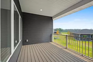 4001 Antwerp Ave, Howard, WI 54313 - Photo 9