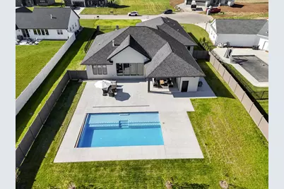 2448 Riddle Court, De Pere, WI 54115 - Photo 77