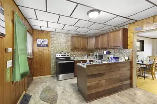 229 John St, Kaukauna, WI 54130 - Photo 5