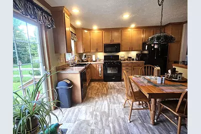 145 Blaine Street, Iola, WI 54945 - Photo 3