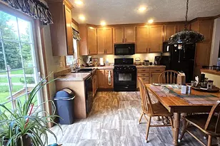 145 Blaine St, Iola, WI 54945 - Photo 3