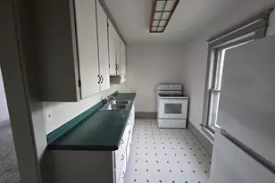 85 E Johnson St, Fond du Lac, WI 54935 - Photo 7