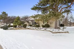 3718 Westwood Ln, Manitowoc, WI 54220 - Photo 7