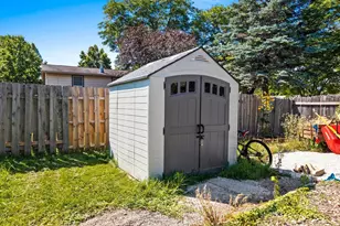 1015 Aphrodite Rd, Green Bay, WI 54311 - Photo 41