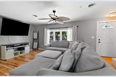 1015 Aphrodite Road, Green Bay, WI 54311 - Photo 11