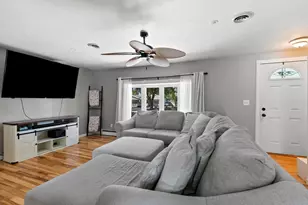 1015 Aphrodite Rd, Green Bay, WI 54311 - Photo 11