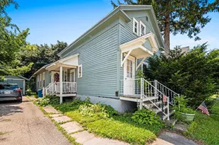 1013 Waugoo Ave, Oshkosh, WI 54901 - Photo 15