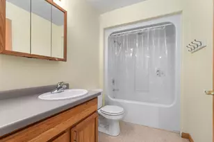 301 E Harrison St, Appleton, WI 54915 - Photo 21