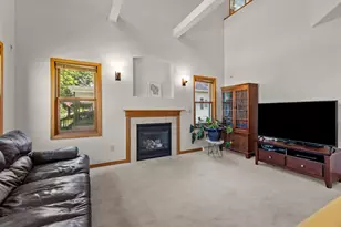 301 E Harrison St, Appleton, WI 54915 - Photo 3