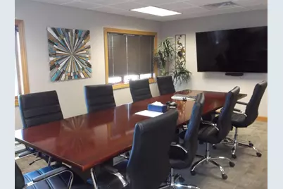 2905 Universal Street, Oshkosh, WI 54904 - Photo 7