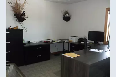 2905 Universal Street, Oshkosh, WI 54904 - Photo 11