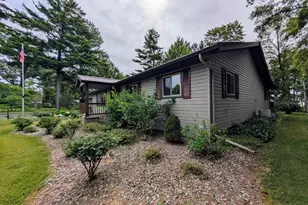 W5915 Lake Dr, Shawano, WI 54166 - Photo 7