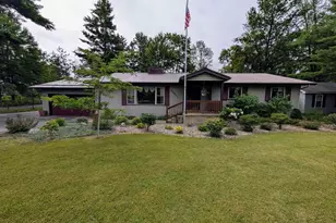 W5915 Lake Dr, Shawano, WI 54166 - Photo 5