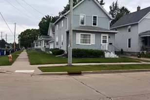 23 E Nevada Ave, Oshkosh, WI 54901 - Photo 1