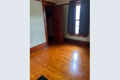 23 E Nevada Avenue, Oshkosh, WI 54901 - Photo 11