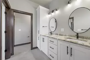 895 Black Swan Dr, Menasha, WI 54153 - Photo 31