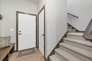 895 Black Swan Dr, Menasha, WI 54153 - Photo 41