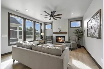 895 Black Swan Drive, Menasha, WI 54153 - Photo 5