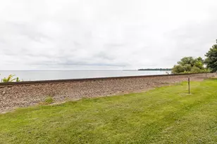 1650 S Main St, Oshkosh, WI 54902 - Photo 17