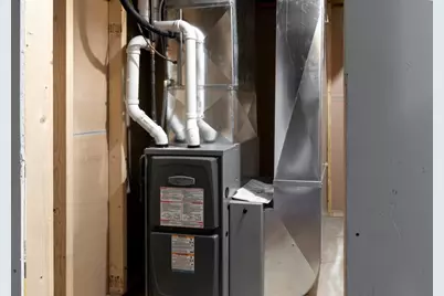 2055 S Tanager Lane, Suamico, WI 54313 - Photo 49