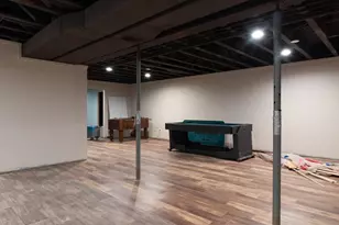 2055 S Tanager Ln, Suamico, WI 54313 - Photo 47