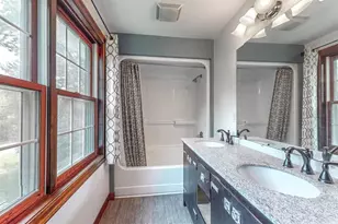 2055 S Tanager Ln, Suamico, WI 54313 - Photo 37