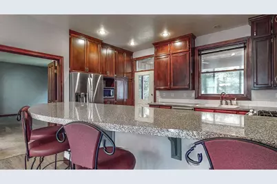 2055 S Tanager Lane, Suamico, WI 54313 - Photo 15