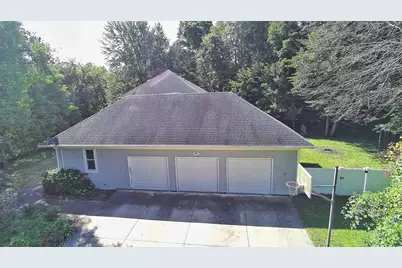 2055 S Tanager Lane, Suamico, WI 54313 - Photo 55