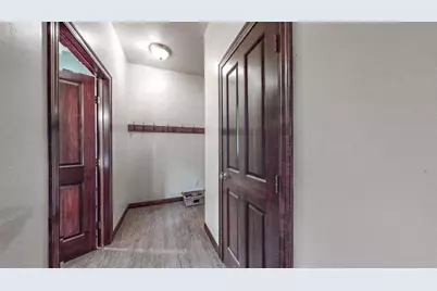 2055 S Tanager Lane, Suamico, WI 54313 - Photo 27