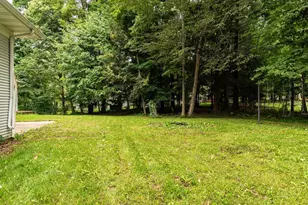 2055 S Tanager Ln, Suamico, WI 54313 - Photo 61