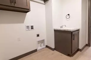 3715 Westpoint Rd, Suamico, WI 54313 - Photo 21