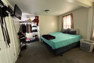 914 N Van Buren St, Green Bay, WI 54302 - Photo 9