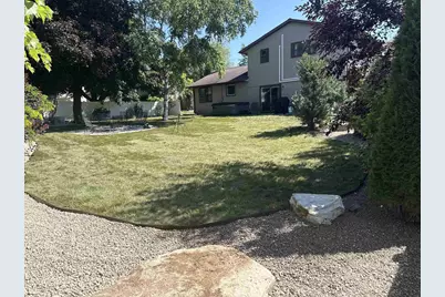 235 N 18th Avenue, Sturgeon Bay, WI 54235 - Photo 5