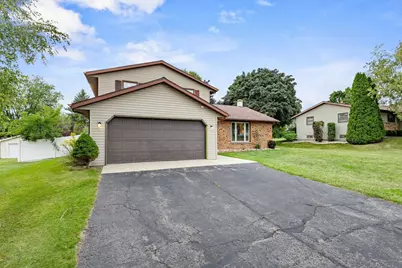 235 N 18th Avenue, Sturgeon Bay, WI 54235 - Photo 1