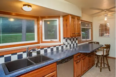 W8283 Buttercup Court, Wautoma, WI 54982 - Photo 5