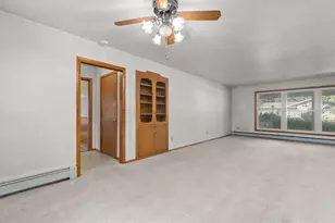 903 Harding St, Waupaca, WI 54981 - Photo 9